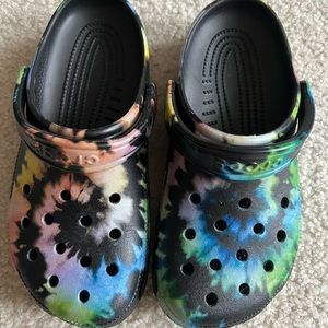 Tie Dye Crocs 6/8